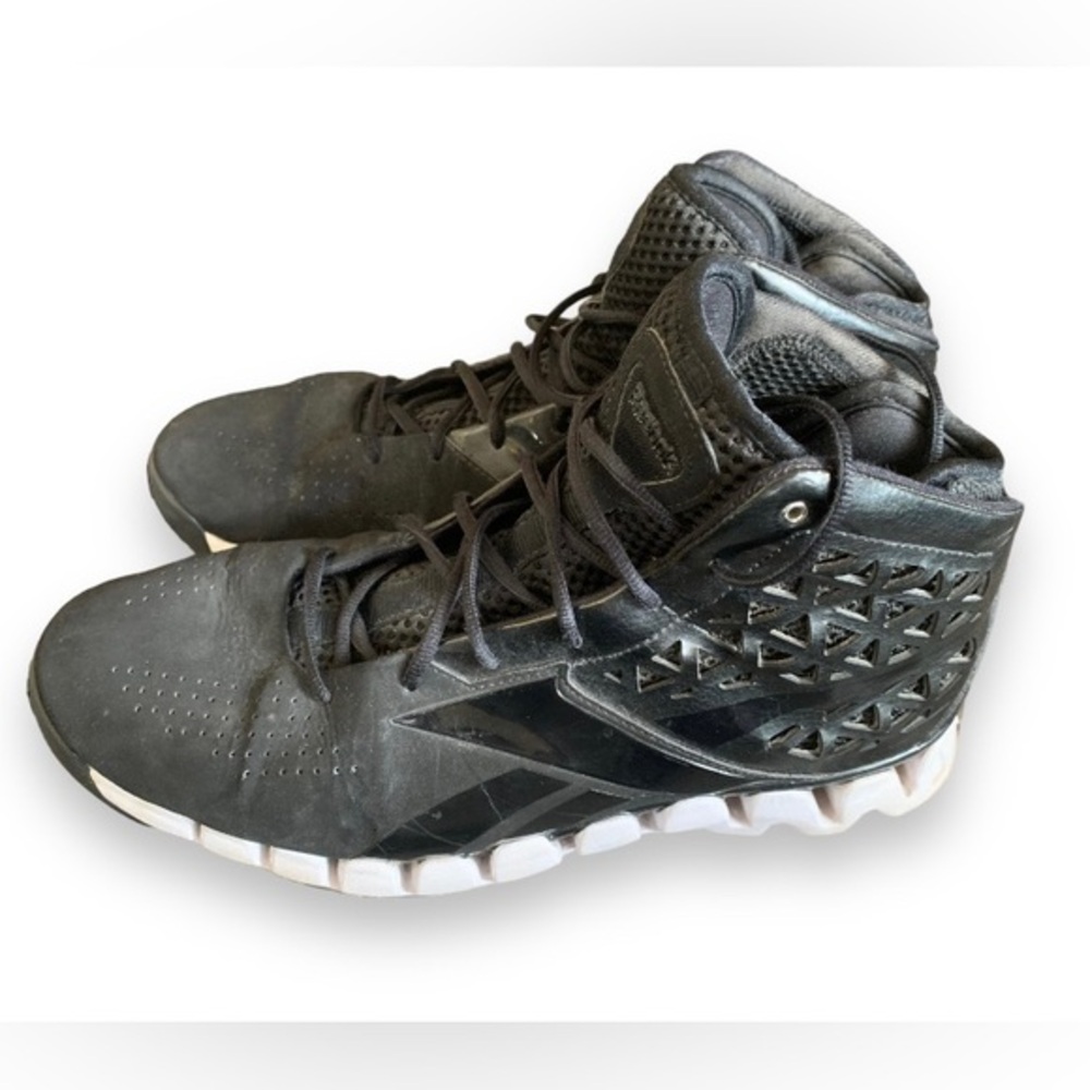 Reebok Zigtechs Men’s Basketball Sneakers Black/White EUC Size - 13